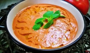 Κρύα σούπα gazpacho